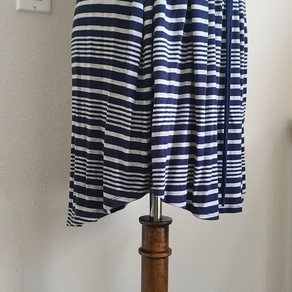 OLIVE & OAK - Picture 4 of 10